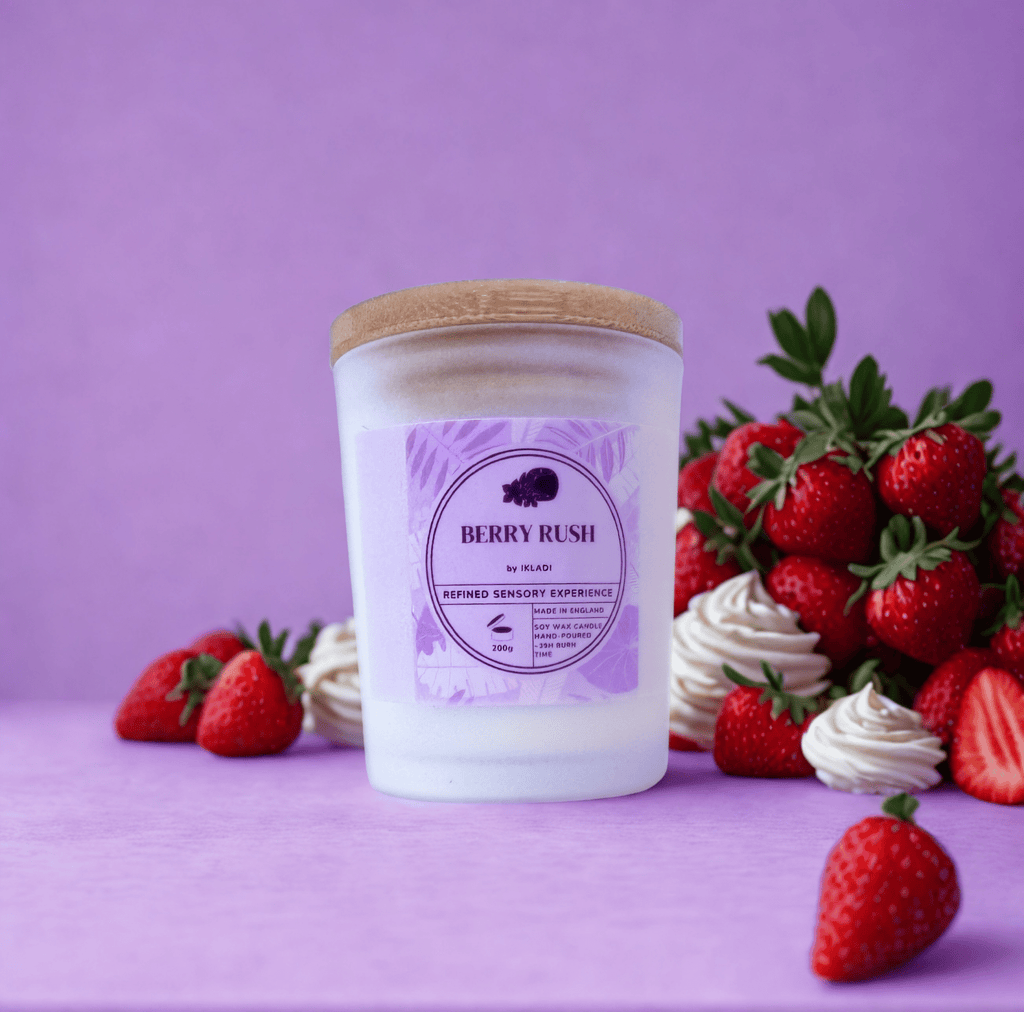 Berry Rush Scented Candle with Hidden 925 Silver Jewellery - IKLADI